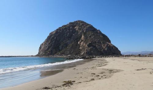 Morro Rock Morro Bay Sandspit hike Montaña de Oro