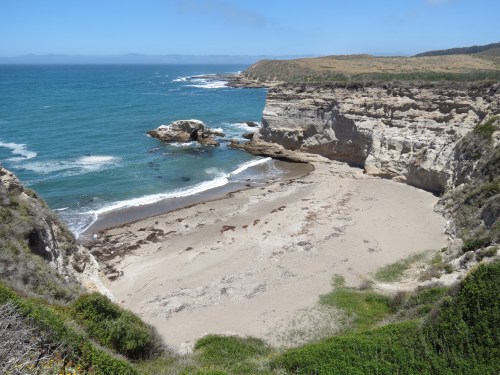 Bluff Trail Montaña de Oro beach cove hike