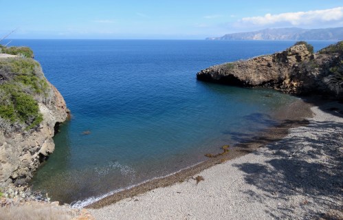 Tinker's Cove Pelican Bay hike trail western Santa Cruz Island Nature Conservancy
